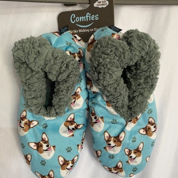 Comfies "It's Like Walking on Clouds" One Size Fits Most Slipper with Welsh Corg - Picture 2 of 8